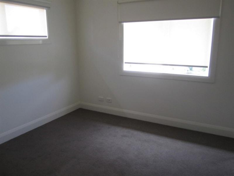 2/19 John Street, Oakleigh VIC 3166