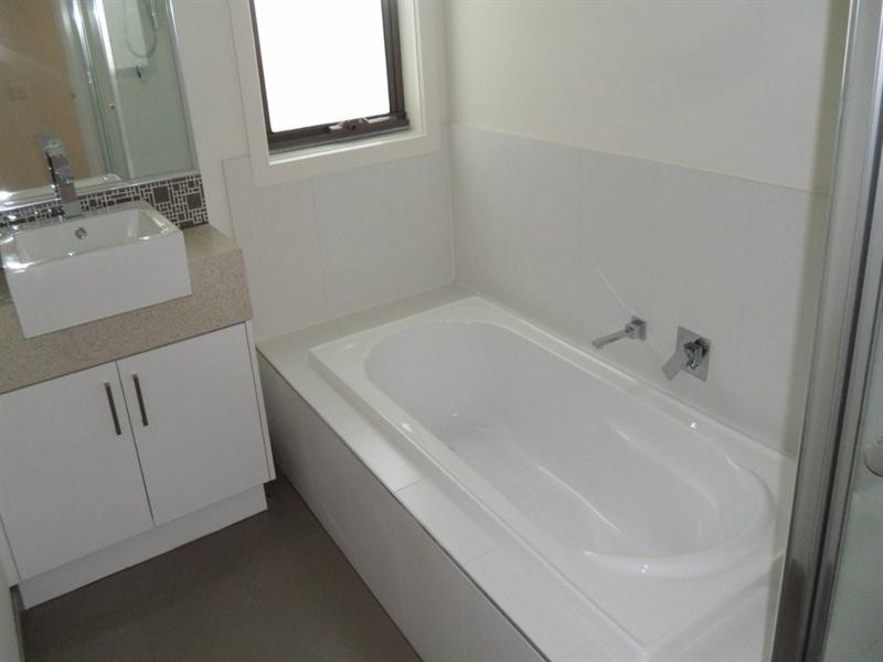 2/30 Alice Street, Clayton VIC 3168