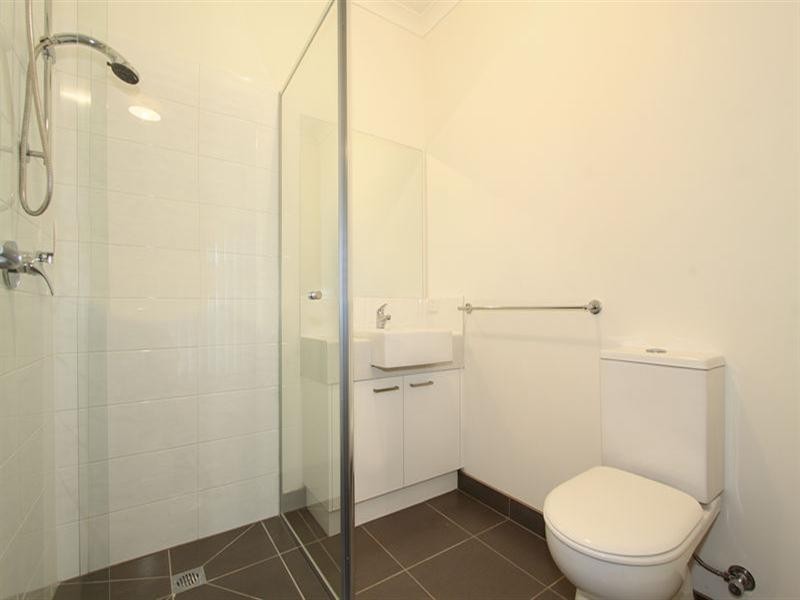 2/3 Melinga Crescent, Chadstone VIC 3148