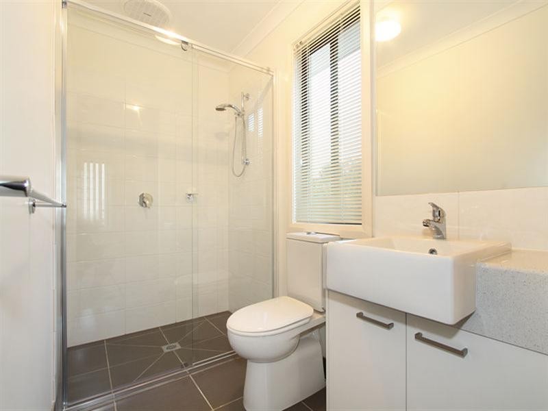 2/3 Melinga Crescent, Chadstone VIC 3148