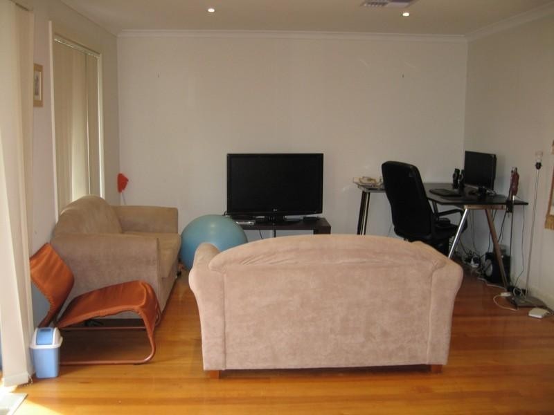 2/1095 North Road, Hughesdale VIC 3166