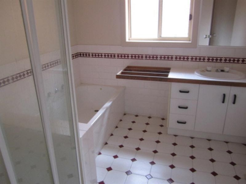 2/40 Medoro Grove, Mulgrave VIC 3170