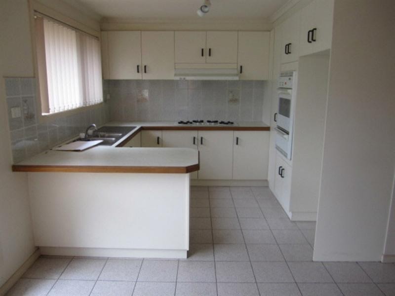 2/40 Medoro Grove, Mulgrave VIC 3170