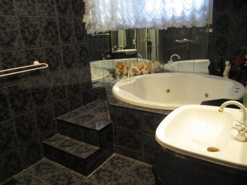 141 Atherton Road, Oakleigh VIC 3166