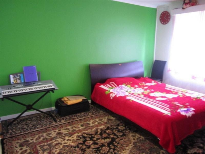 2/32 Atkinson Street, Chadstone VIC 3148