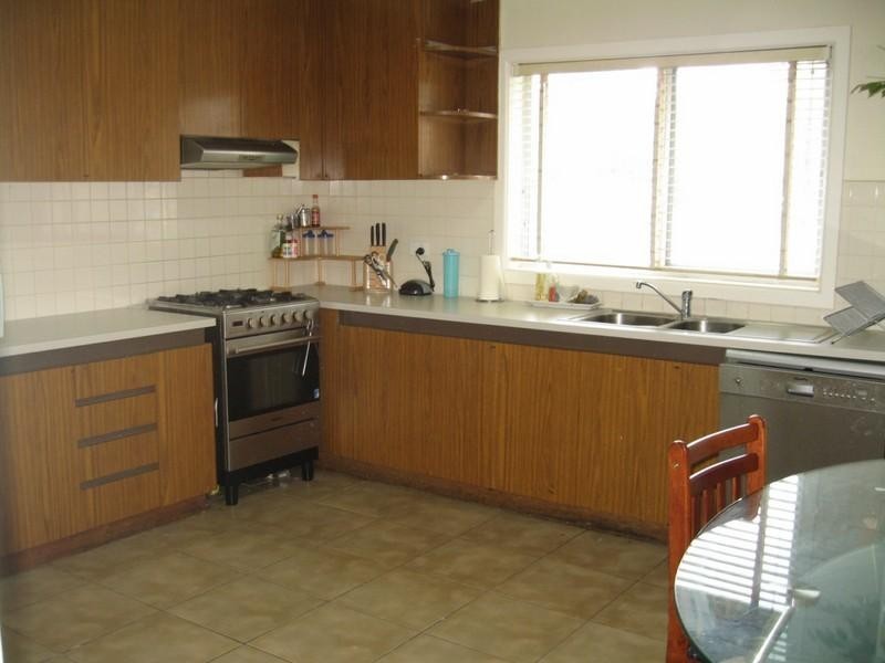 13 Alfred Grove, Oakleigh East VIC 3166