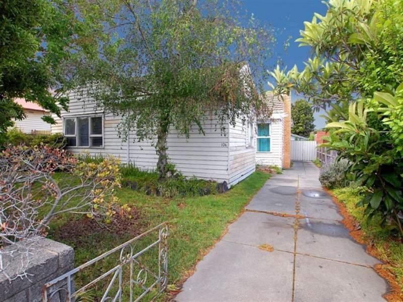 106 Kanooka Grove, Clayton VIC 3168