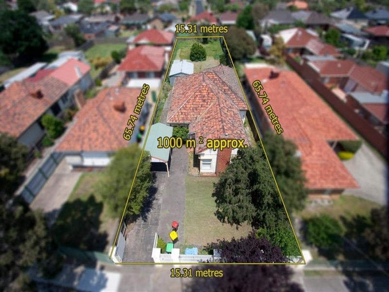 38 Manoon Road, Clayton South VIC 3169