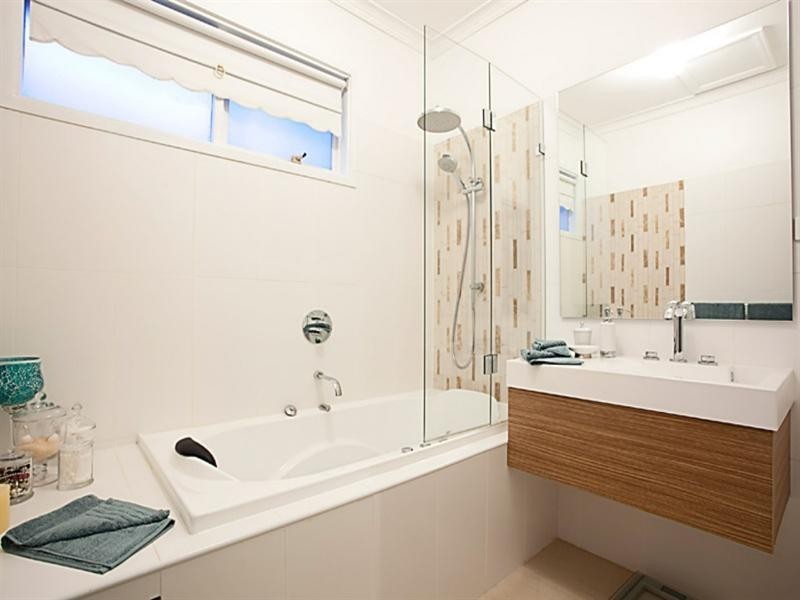 11 Devoy Street, Oakleigh South VIC 3167