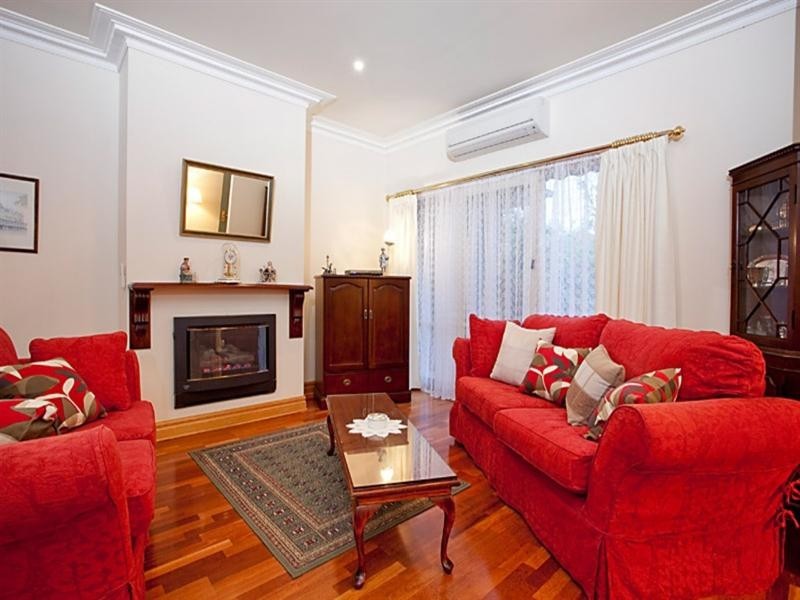 11 Devoy Street, Oakleigh South VIC 3167