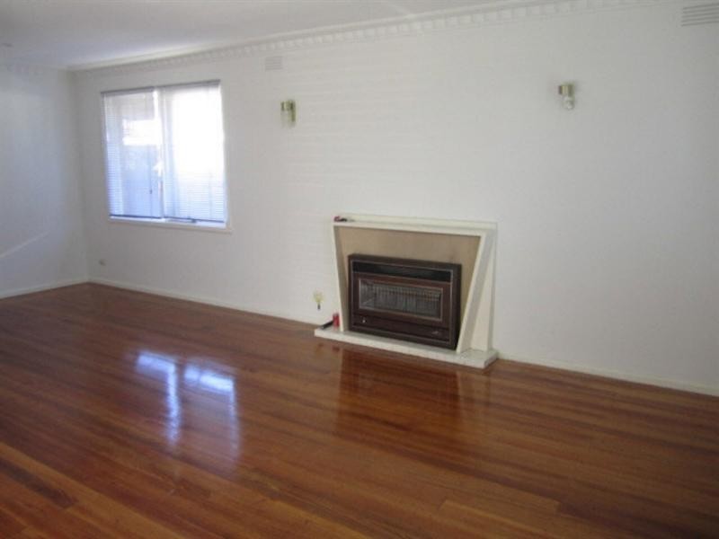 1/5 Oakleigh Street, Oakleigh East VIC 3166