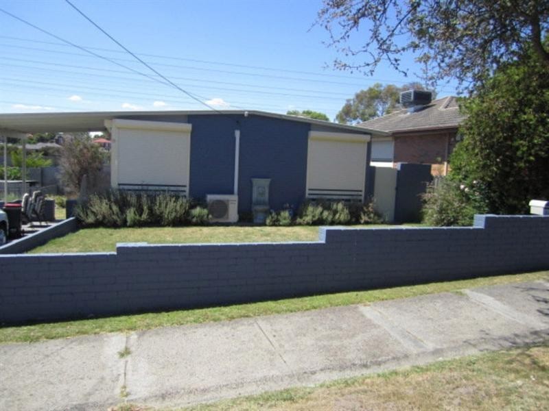 9 Adrian Street, Chadstone VIC 3148