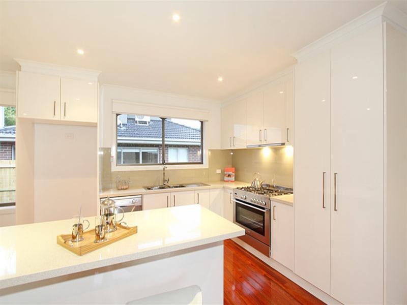 39 Heath Avenue, Oakleigh VIC 3166