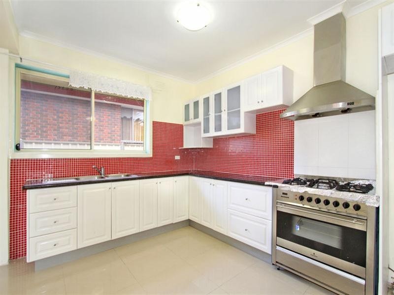 6 Sinnott Street, Burwood VIC 3125