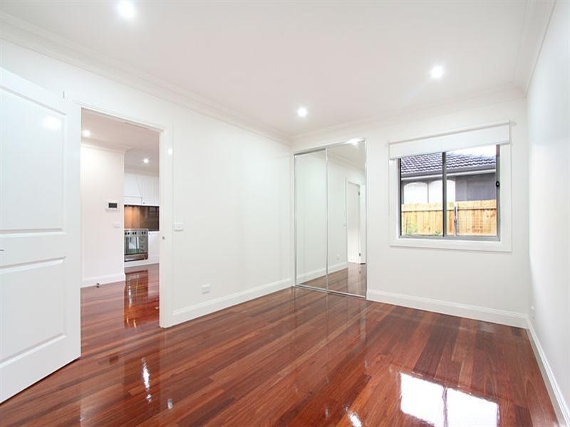 2/19 John Street, Oakleigh VIC 3166