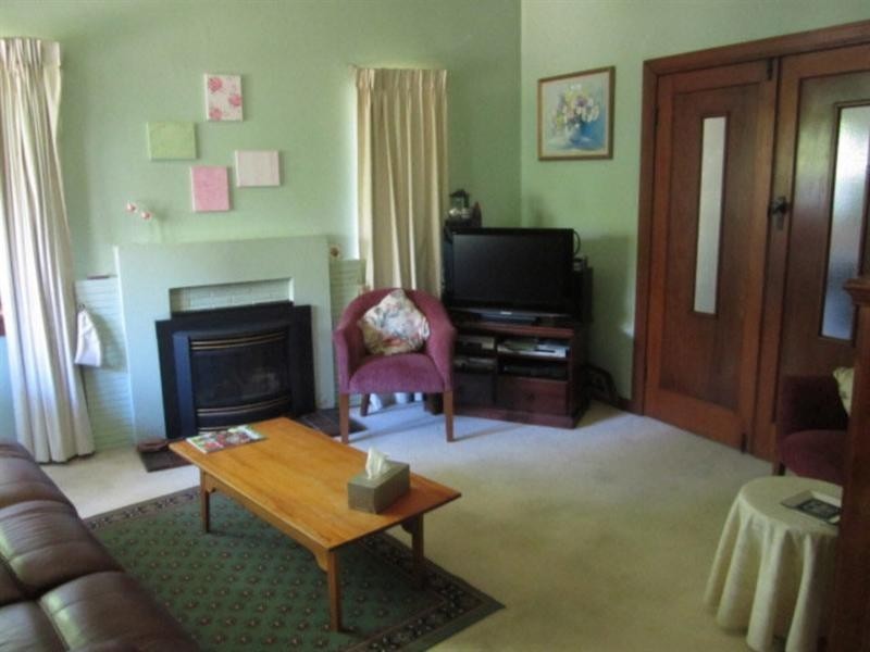 584 Neerim Road, Hughesdale VIC 3166