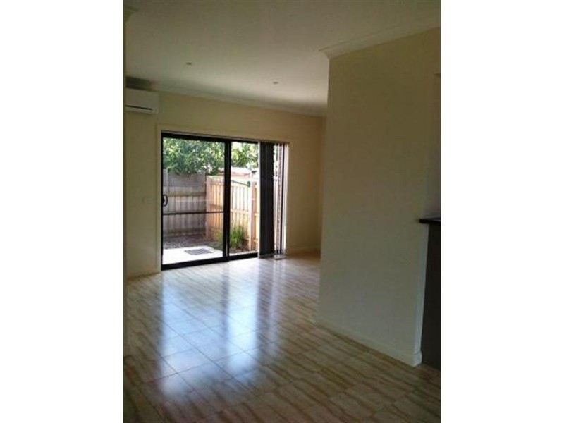 2/28 Knight Street, Clayton VIC 3168