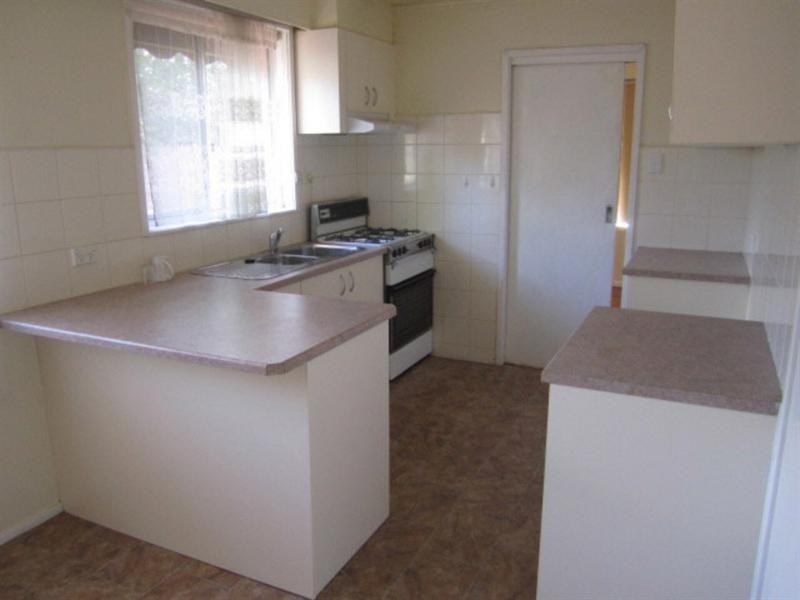 24 Turnbull Avenue, Oakleigh East VIC 3166