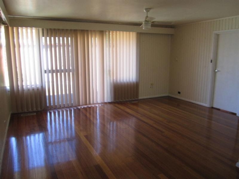 24 Turnbull Avenue, Oakleigh East VIC 3166