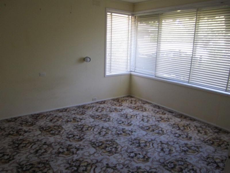 24 Turnbull Avenue, Oakleigh East VIC 3166