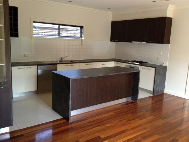 2/87 Kanooka Grove, Clayton VIC 3168