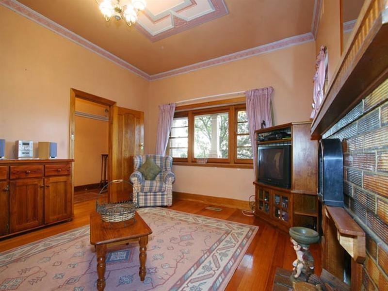 70 Ferntree Gully Road, Oakleigh East VIC 3166