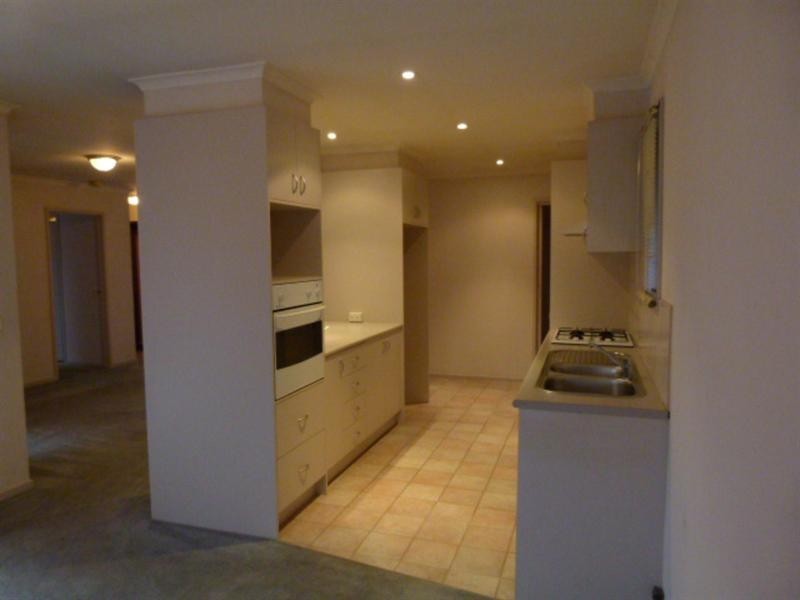 2/7 Kevin Street, Mount Waverley VIC 3149