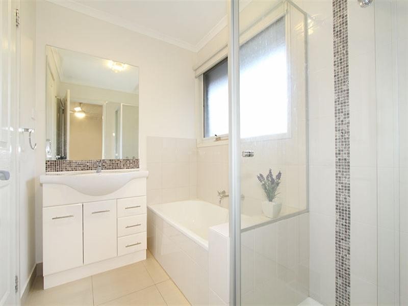 30 Quaintance Street, Mount Waverley VIC 3149