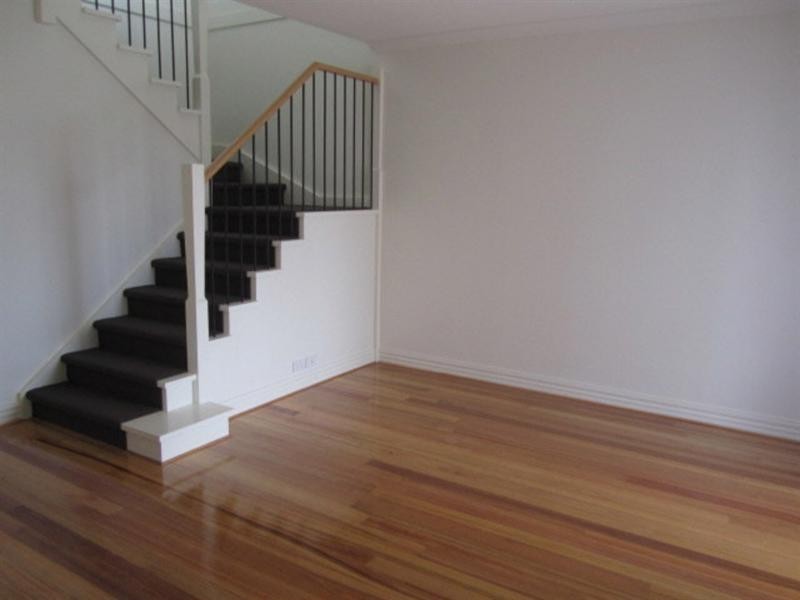 1/354 Haughton Road, Clayton VIC 3168