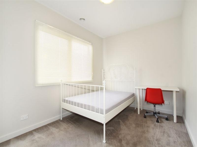 3/42 Golf Links Avenue, Oakleigh VIC 3166