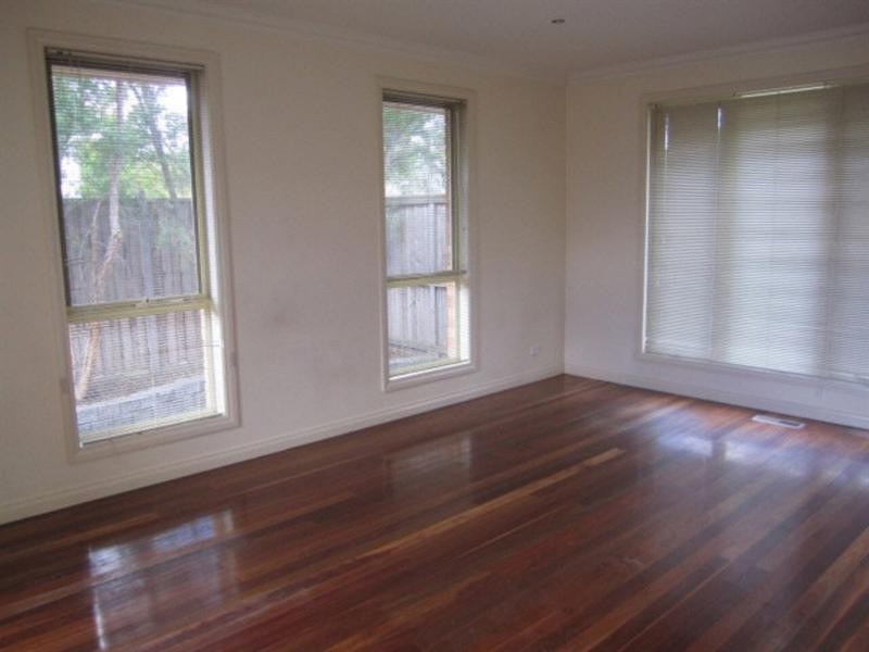 1/23 Madeleine Road, Clayton VIC 3168