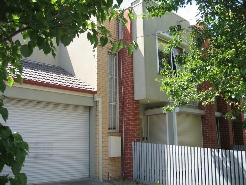 32 Mary Street, Clayton VIC 3168