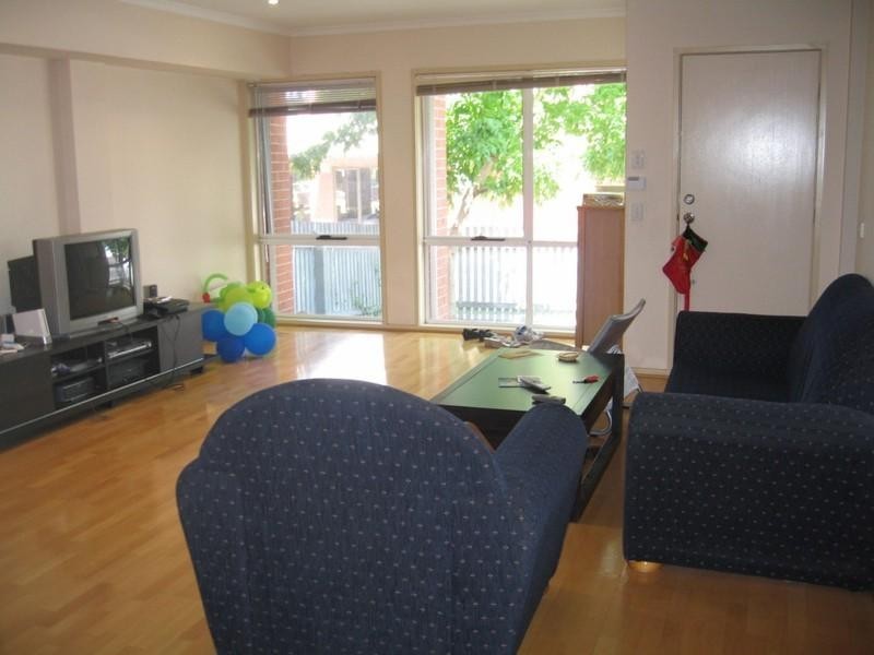 32 Mary Street, Clayton VIC 3168