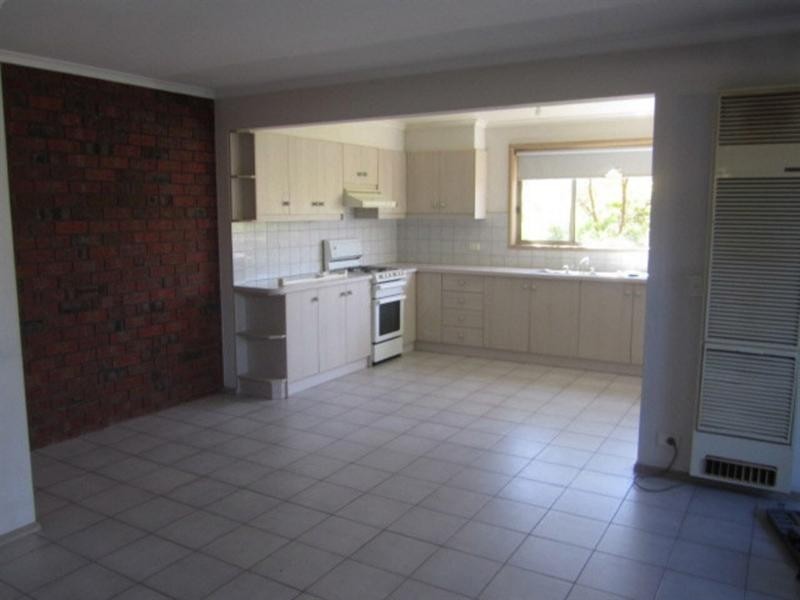 1/1 Rose Street, Clayton VIC 3168