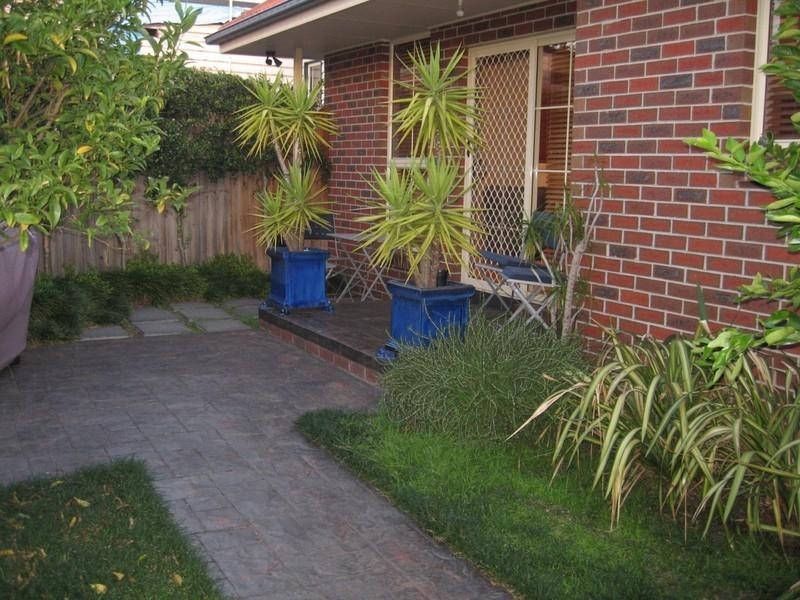 1/19 Swindon Road, Hughesdale VIC 3166