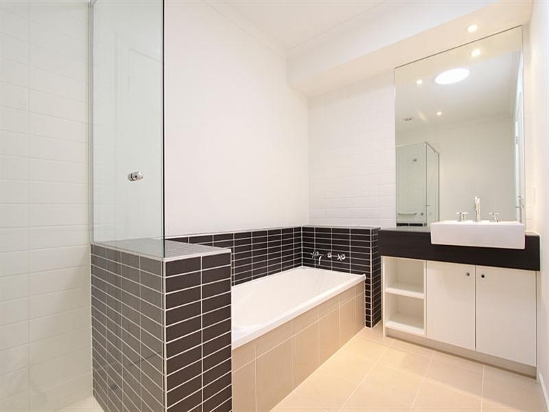 91 Rosebank Avenue, Clayton South VIC 3169