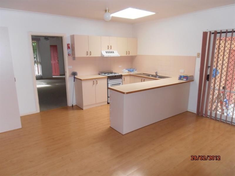 3/83 Carlisle Crescent, Hughesdale VIC 3166