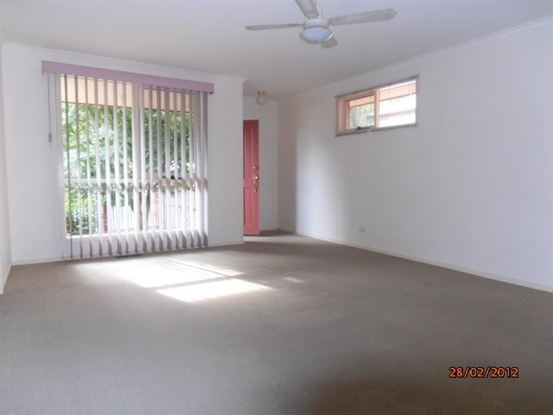 3/83 Carlisle Crescent, Hughesdale VIC 3166