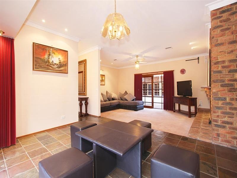 5 Swansfield Court, Warrandyte VIC 3113