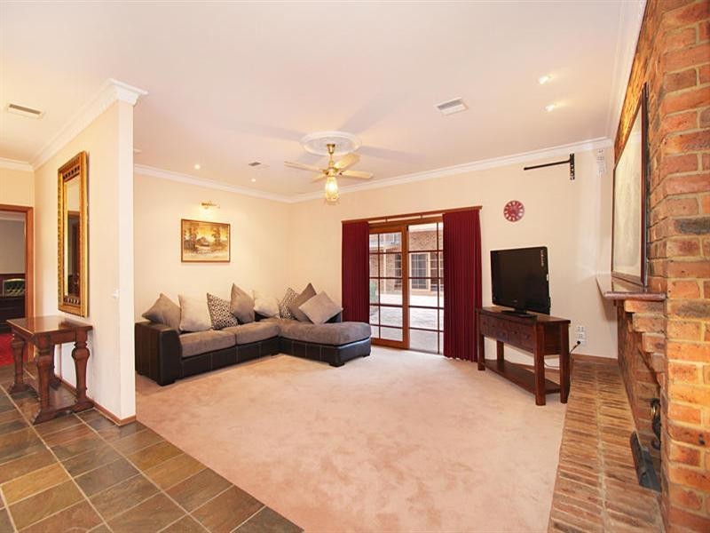 5 Swansfield Court, Warrandyte VIC 3113