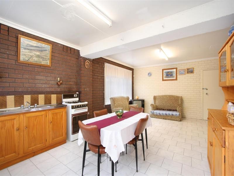 7 Cedar Close, Chadstone VIC 3148