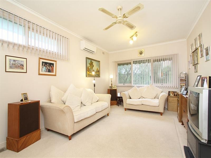13 Hiscock Street, Chadstone VIC 3148