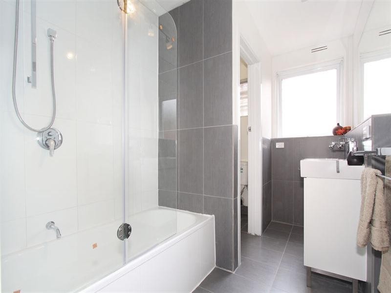 3/243 Murrumbeena Road, Murrumbeena VIC 3163