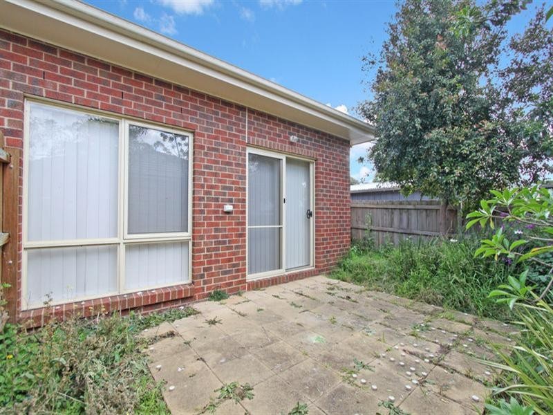 2/10 Woonah Street, Chadstone VIC 3148