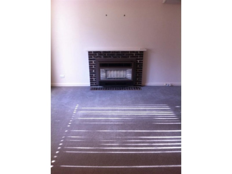 10 raymond Court, Oakleigh East VIC 3166