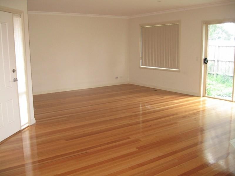 2/16 Prince Charles Street, Clayton VIC 3168