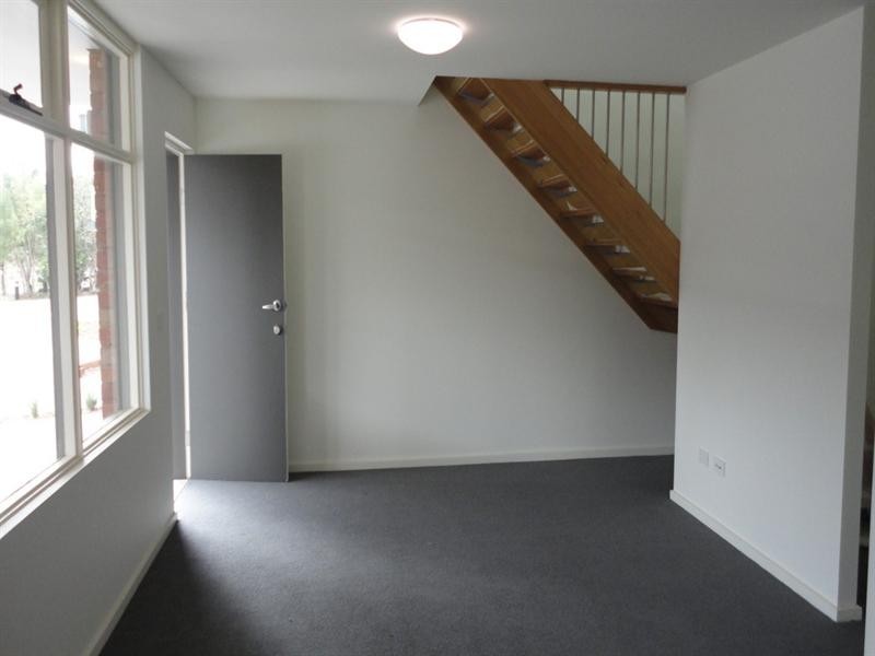 6/1650 Dandenong Road, Oakleigh East VIC 3166