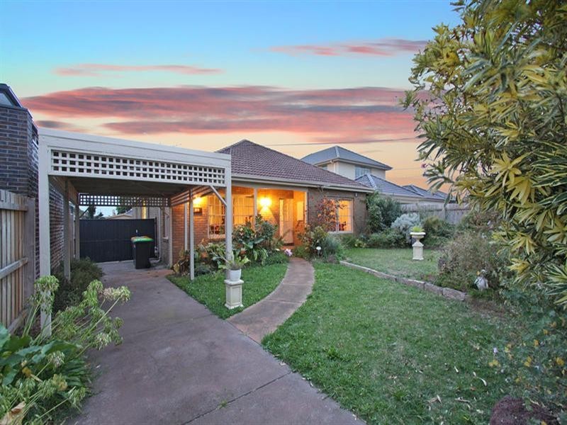 29 Castlewood Street, Bentleigh East VIC 3165