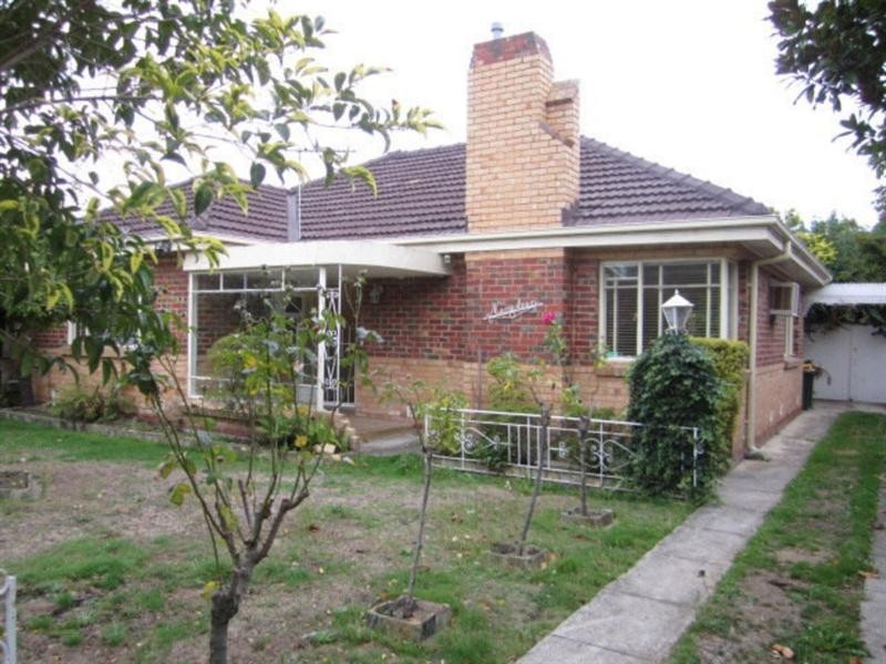 19 England Street, Bentleigh East VIC 3165