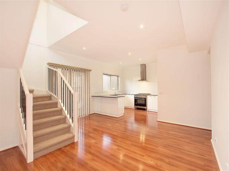 2/3 Melinga Crescent, Chadstone VIC 3148